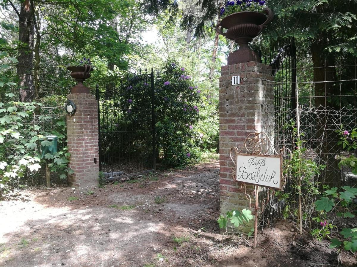 Bosgeluk Bed & Breakfast Helmond Eksteriør bilde